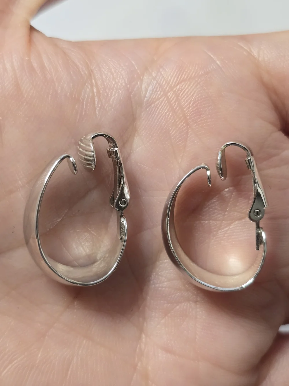 Others shiny silver